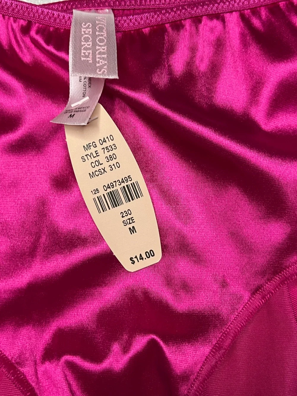 2010 NWT Victorias Secret Panties Size Medium 2 pairs